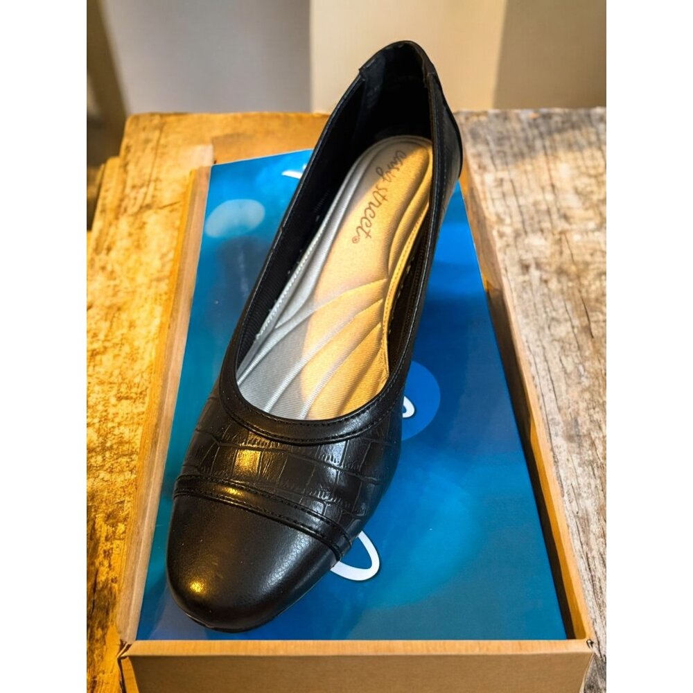 Easy Street Black Croco Women's Size 6.5M 1.5" Block Heel Shoes Box New - Picture 2 of 8